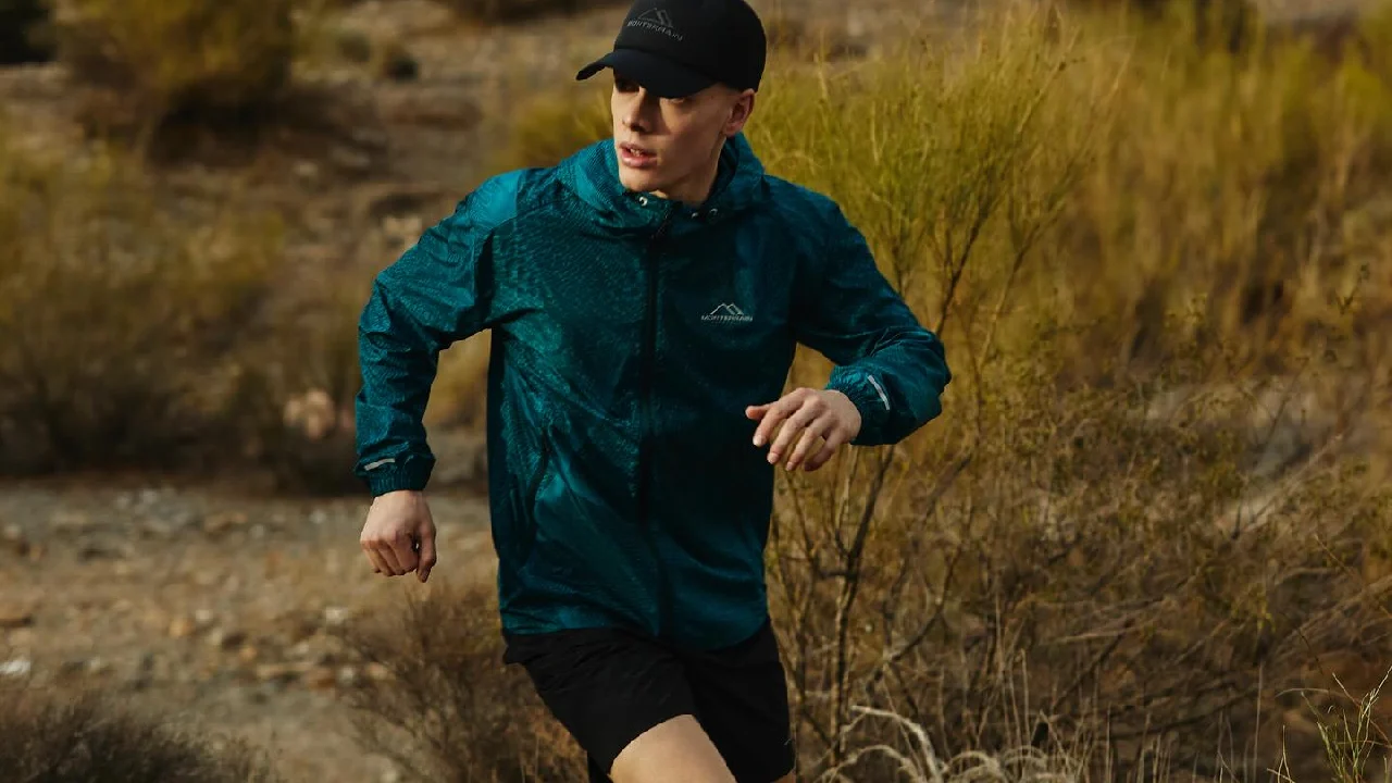 Monterrain Jacket: The Perfect Blend of Functionality and Style